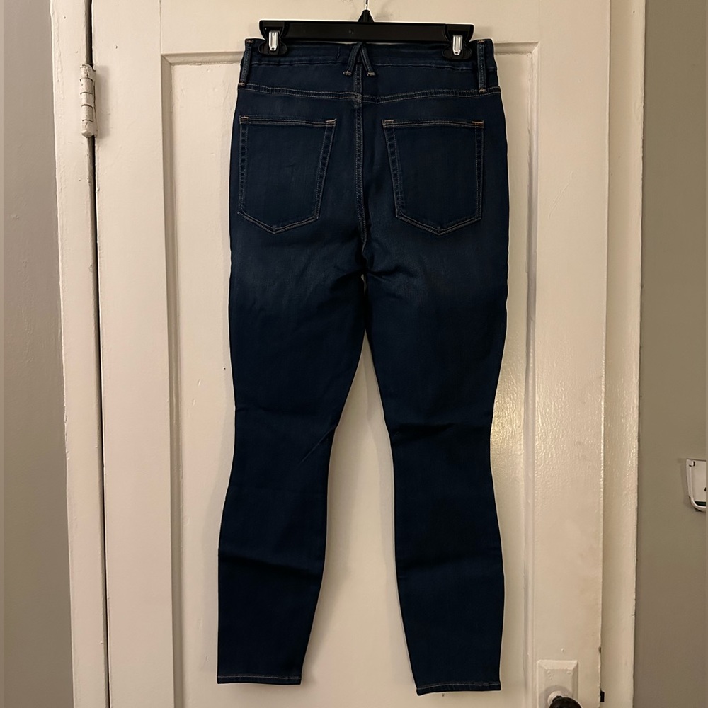 Good American. Good Legs Skinny Cropped Jeans. Size 10. NWT. - Picture 4 of 6